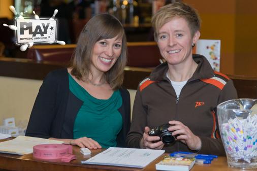 Weihnachts-Spendenbowling im PLAY