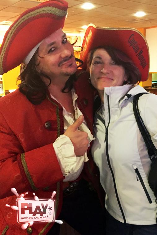 Piratenparty mit dem Captain im PLAY Bowling