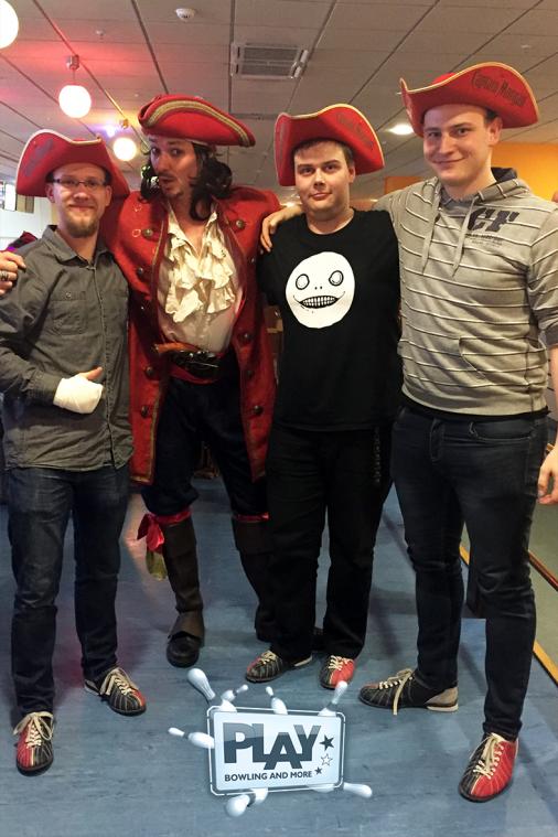 Piratenparty mit dem Captain im PLAY Bowling