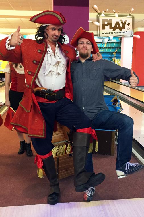 Piratenparty mit dem Captain im PLAY Bowling