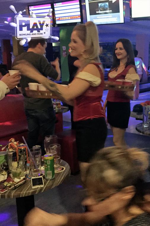 Piratenparty mit dem Captain im PLAY Bowling