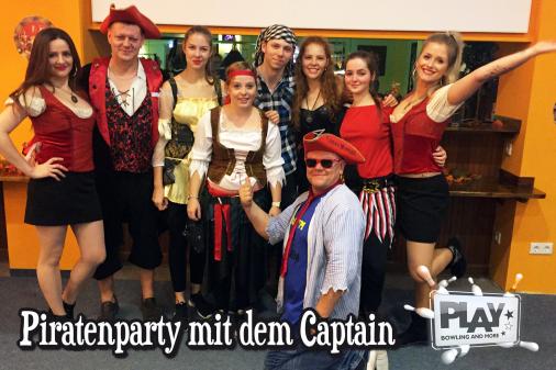 Piratenparty mit dem Captain im PLAY Bowling