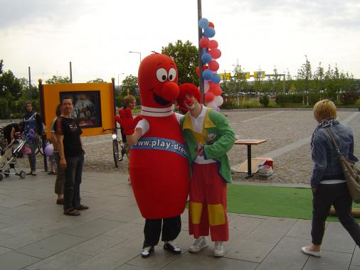 Petra Pin und Clown