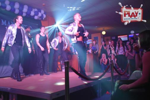 Frauenparty am Männertag im PLAY Bowling