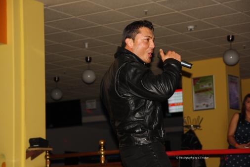 Und sogar Live gesungen wurde.