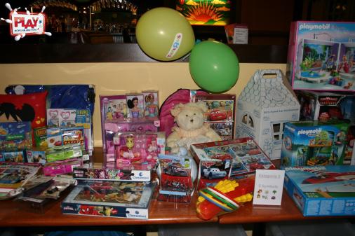 Unsere große Tombola wurde wieder sehr gut angenommen, jedes Los hat gewonnen.